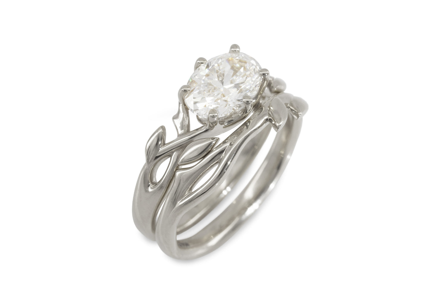 J3339 Vine & Leaf Band, White Gold & Platinum