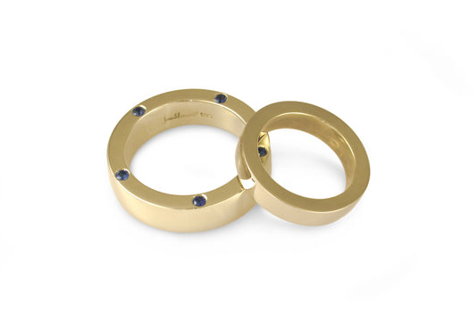 Ceylonese Sapphire ring set, Yellow Gold