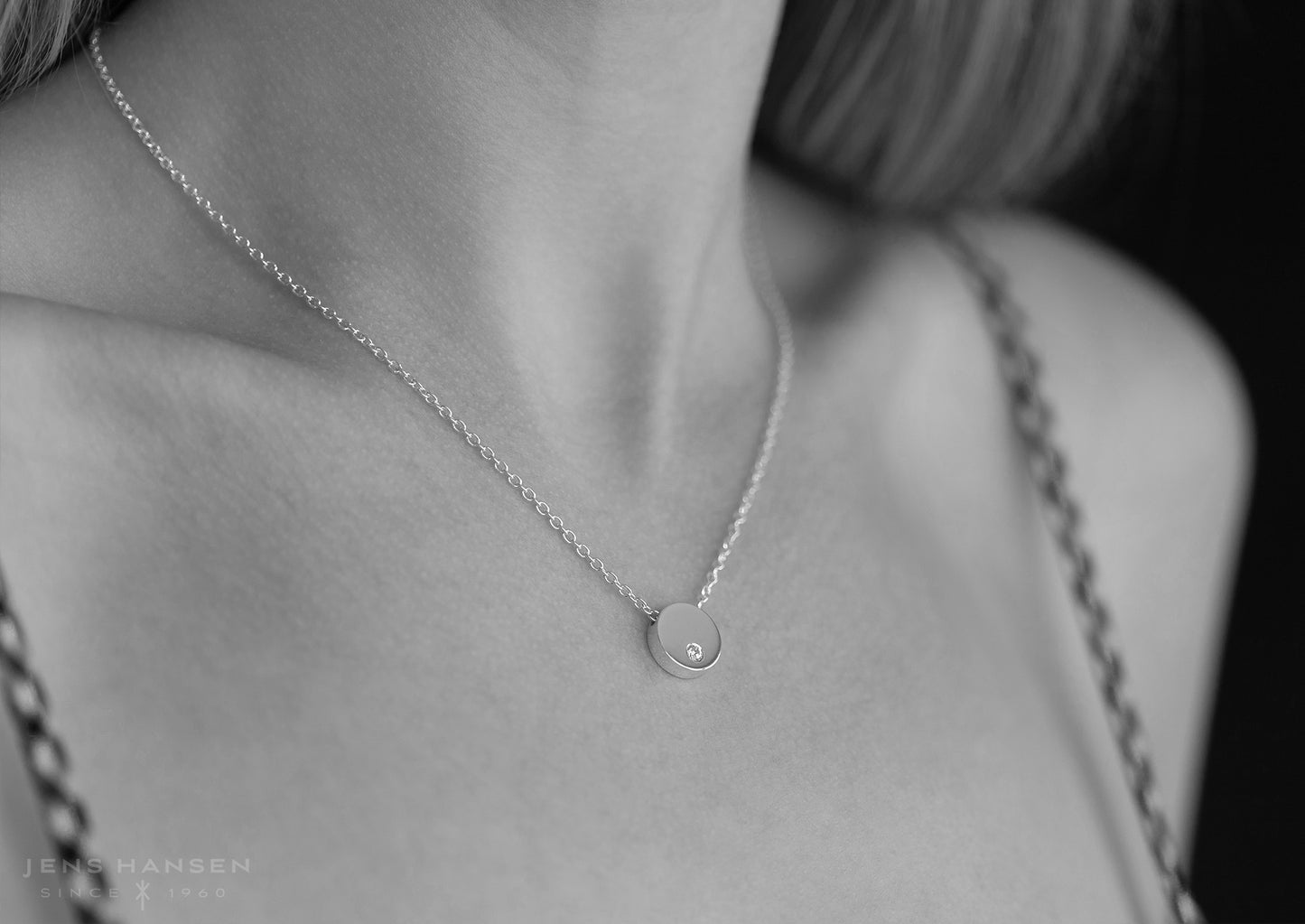 Round Love Stories Diamond Pendant, Yellow Gold