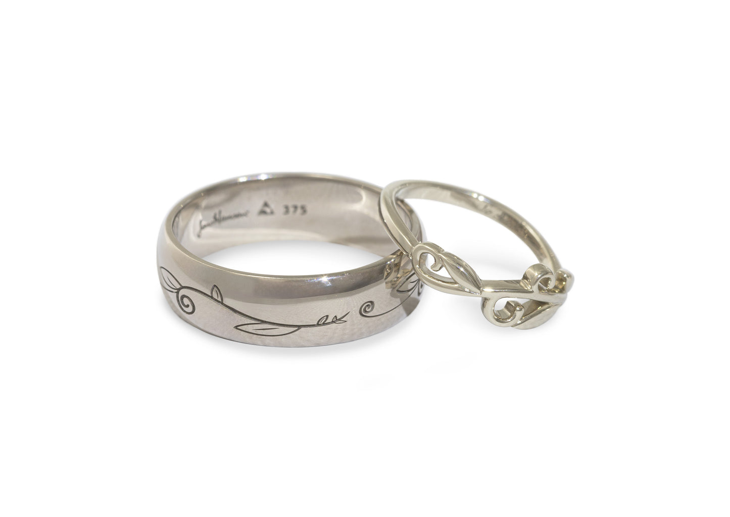 Curlicue Vine Ring, White Gold
