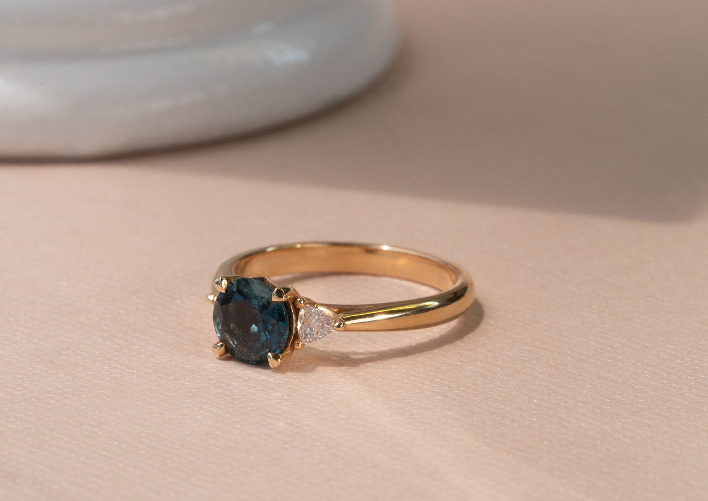 J3047 Teal Saphire & Diamond Ring , Yellow Gold