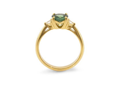 J3047 Teal Saphire & Diamond Ring , Yellow Gold