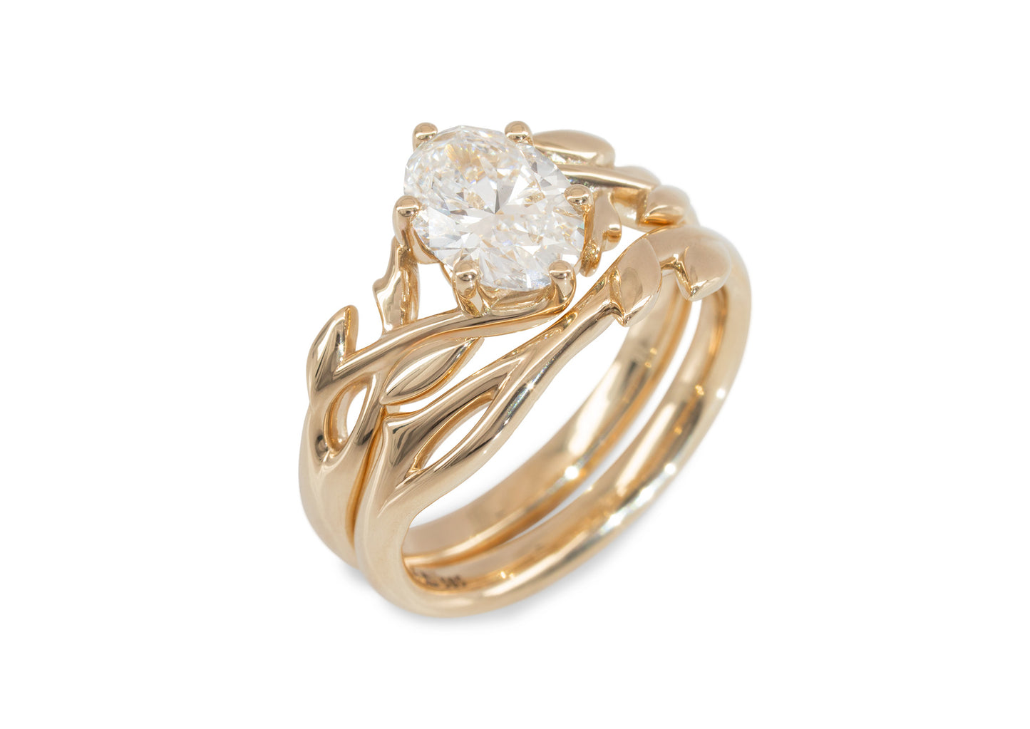 J3342 1.5-carat Oval Solitaire Vine Engagement Ring, Red Gold