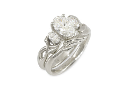 J3343 Vine & Leaf Band, White Gold & Platinum