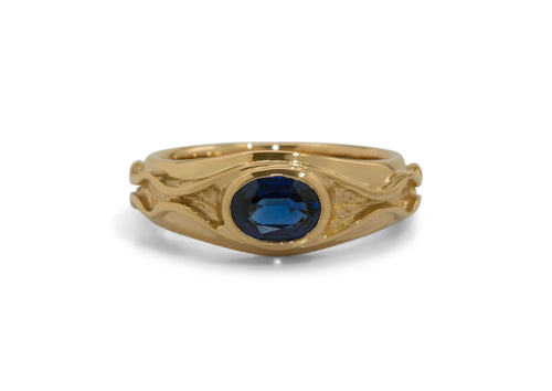 The Ring of Hugo, Yellow Gold