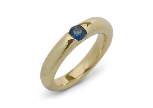 18ct Yellow Gold & Sapphire