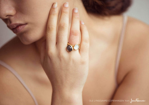 Lotus Ring in 18ct Yellow Gold with Grey Moonstone