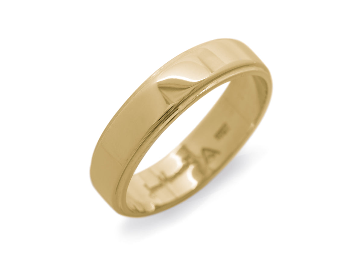 Stepped Edge Wedding Band, Yellow Gold