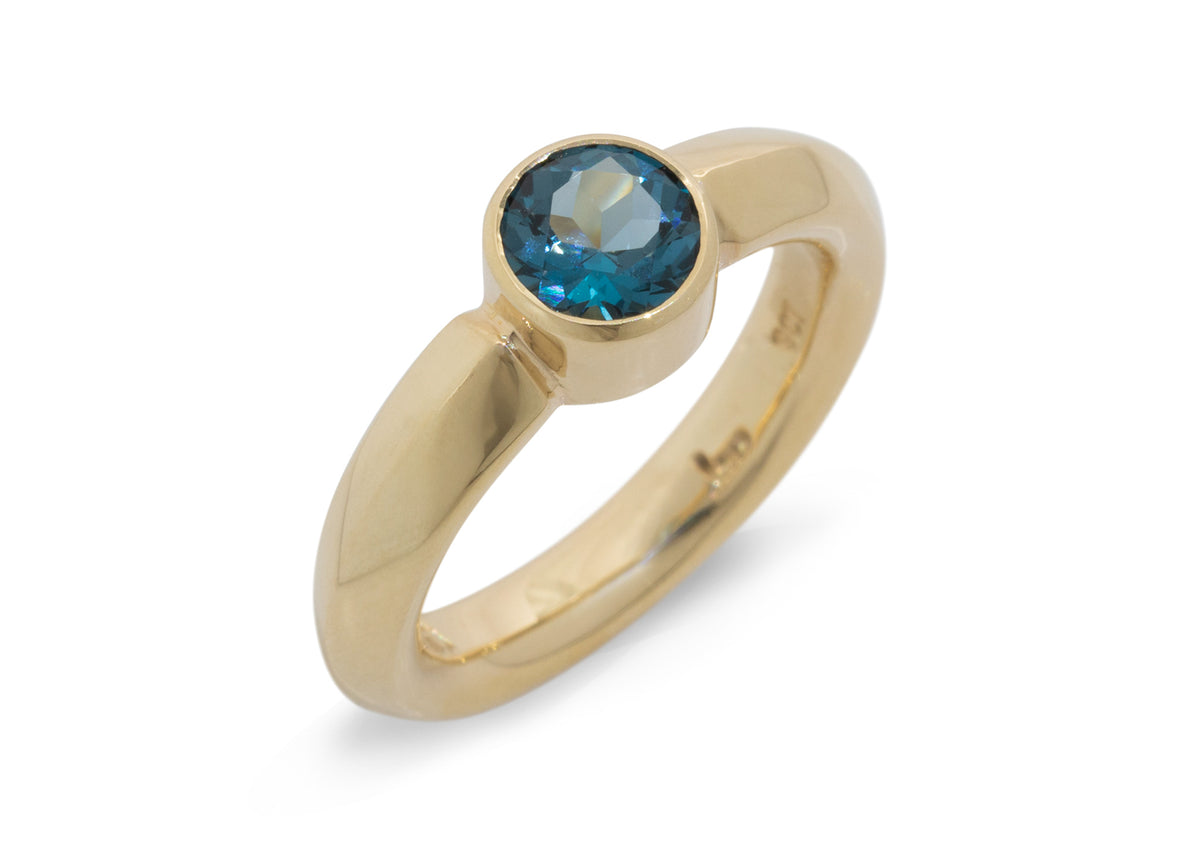 JW105 Gemstone Ring, Yellow Gold