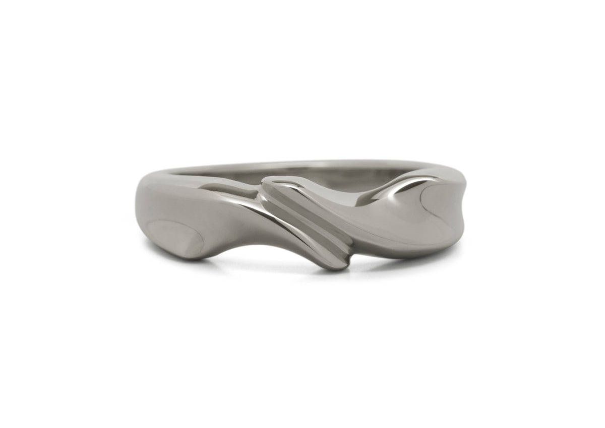 JW16 Dress Ring, White Gold & Platinum