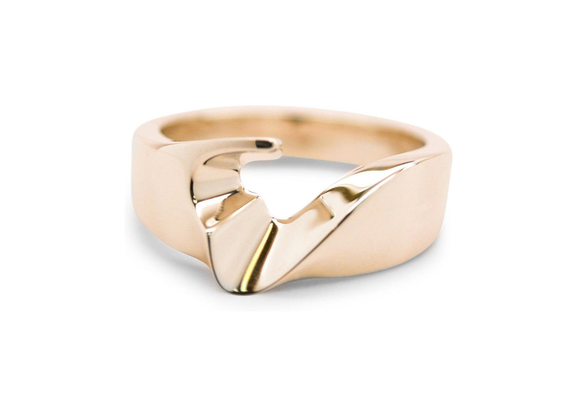 The Nelson Ring, Yellow Gold